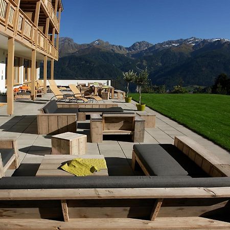 Natuerlich Hotel Mit Charakter Fiss Exteriör bild