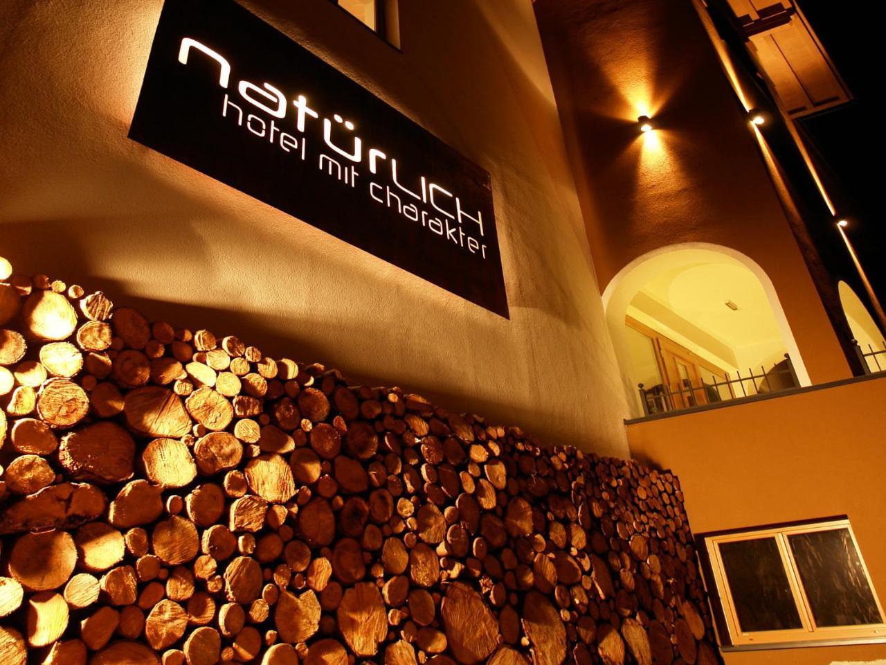 Natuerlich Hotel Mit Charakter Fiss Exteriör bild